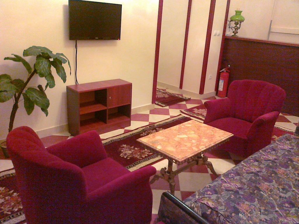 Hostel M Belgrado Esterno foto