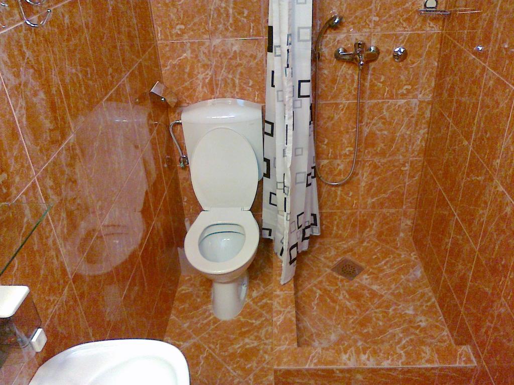 Hostel M Belgrado Esterno foto